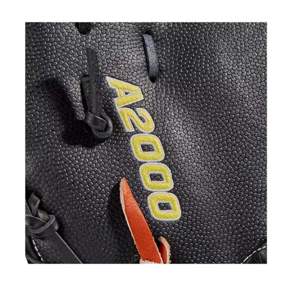 Wilson 12.5'' 1620 A2000 SuperSkin™ Series First Base Mitt w/ Spin Control™ - Image 3